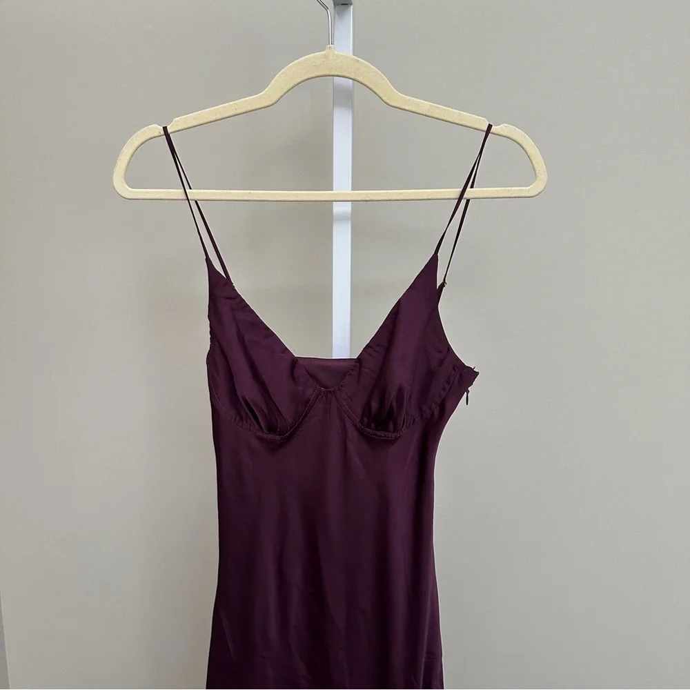 Hutch
Emaline Satin Maxi Dress NWT SIZE XS - Picture 5 of 9